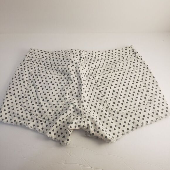 Gap Summer cut offs - Picture 4 of 4